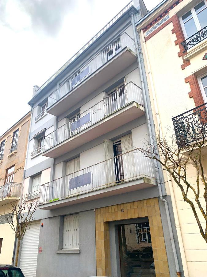 Le Callou - Parking - Face Aux Thermes - Rez De Chaussee Vichy Luaran gambar